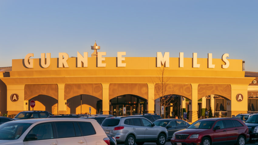 gurnee mills shopping mall in illinois