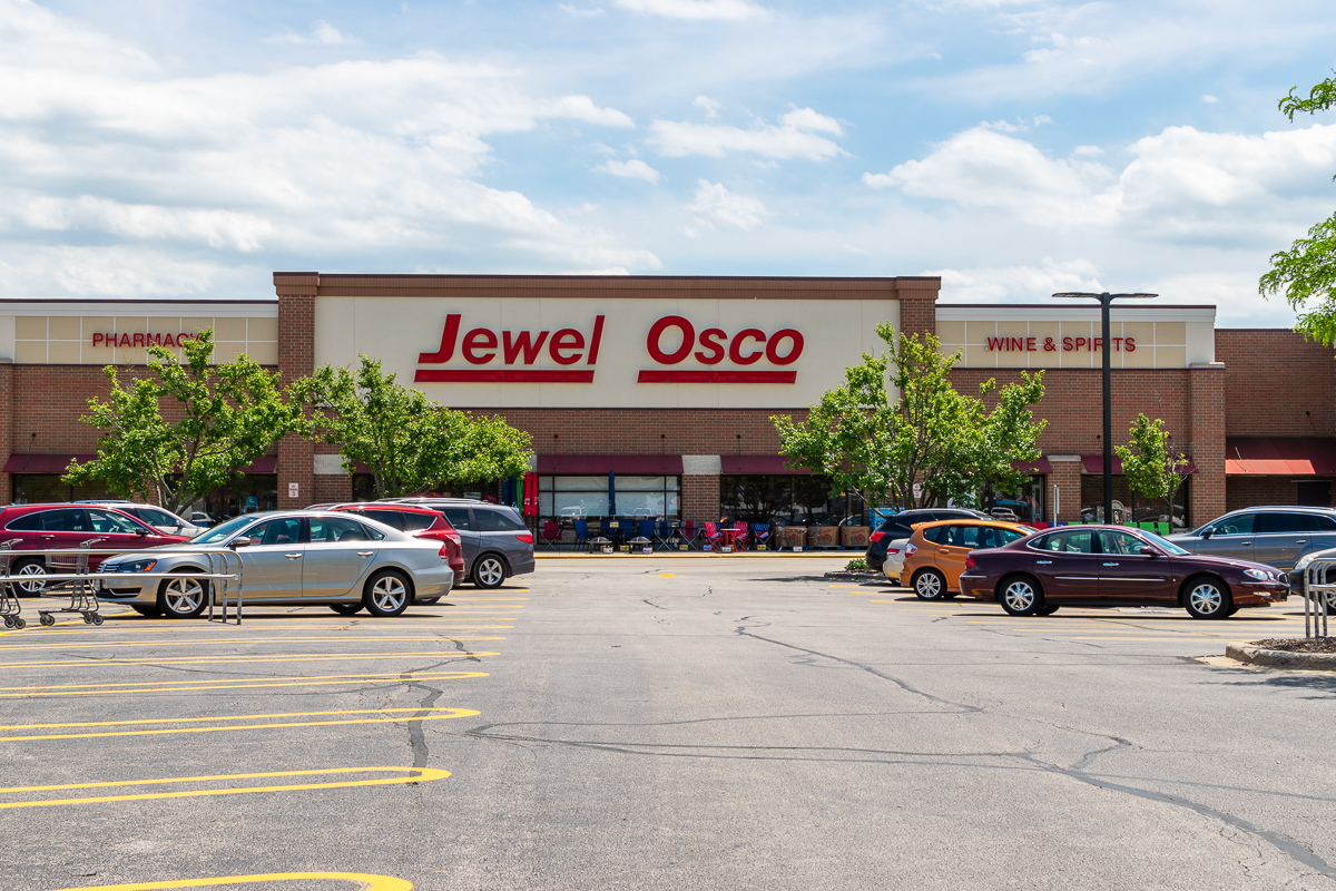 Jewel Osco near Six Flags Great America in Gurnee